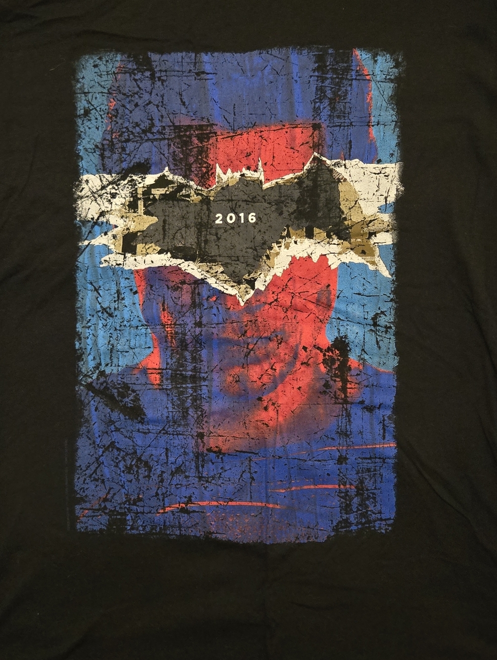 2016 Comic Con Exclusive Batman vs Superman Graphic Tee - Size Large - SDCC